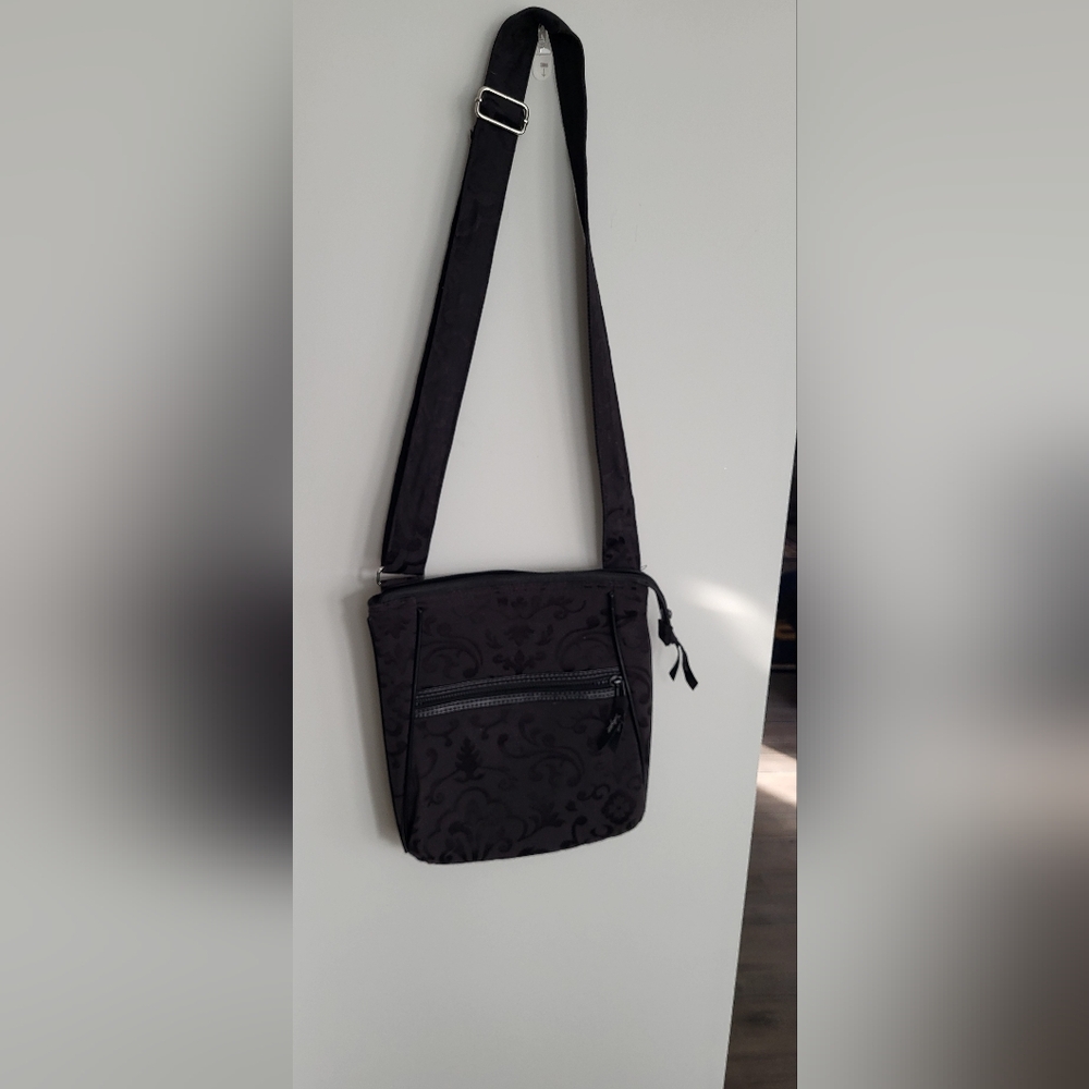 Thirty One black crossbody Bag